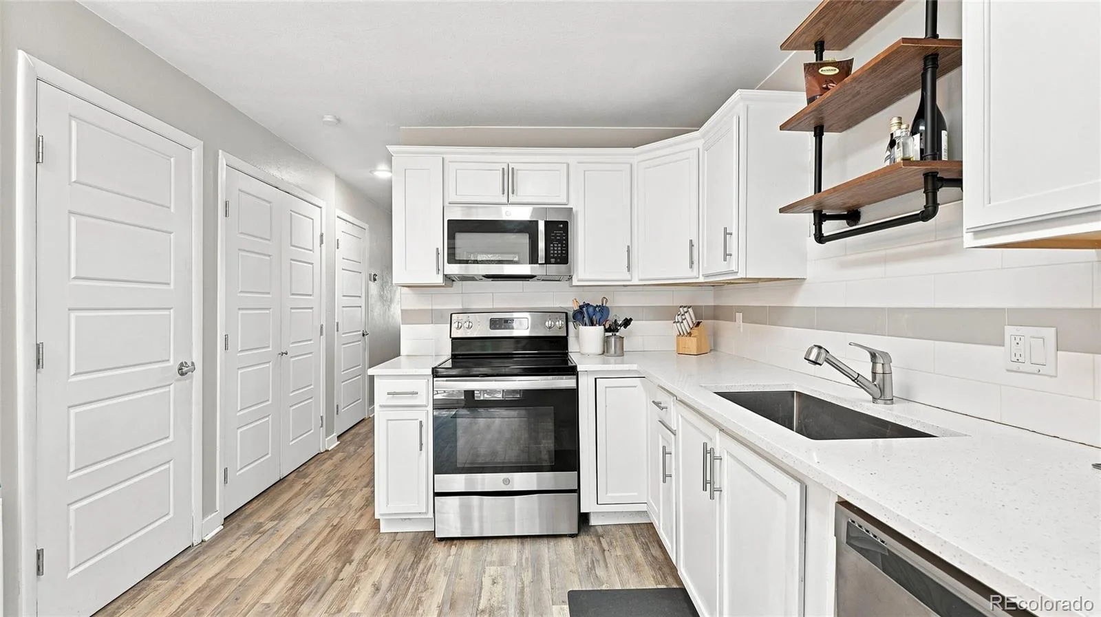 73 S Sable Boulevard #D16 Aurora CO 80012 | MLS #REC3441677 08212026161346 1600 10