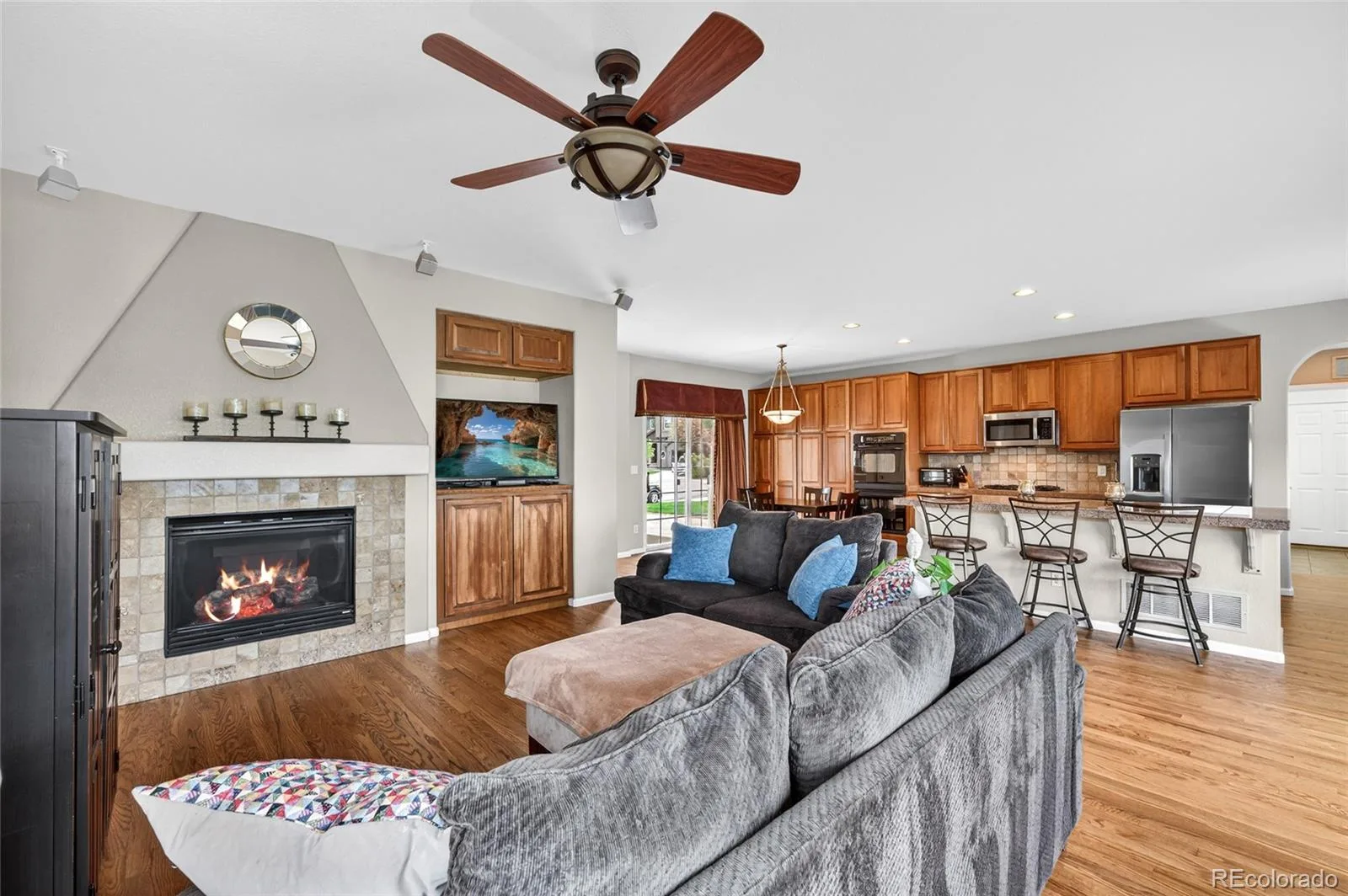 2695 Paw Print Way Castle Rock CO 80109 MLS #REC3442933 06262026234450 1600 16