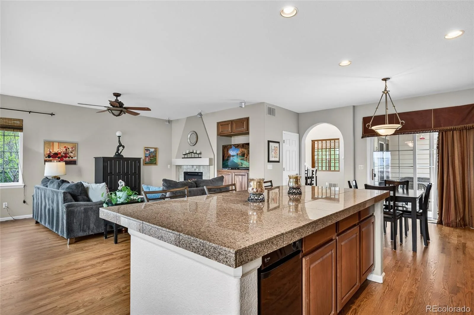2695 Paw Print Way Castle Rock CO 80109 MLS #REC3442933 06262026234450 1600 22