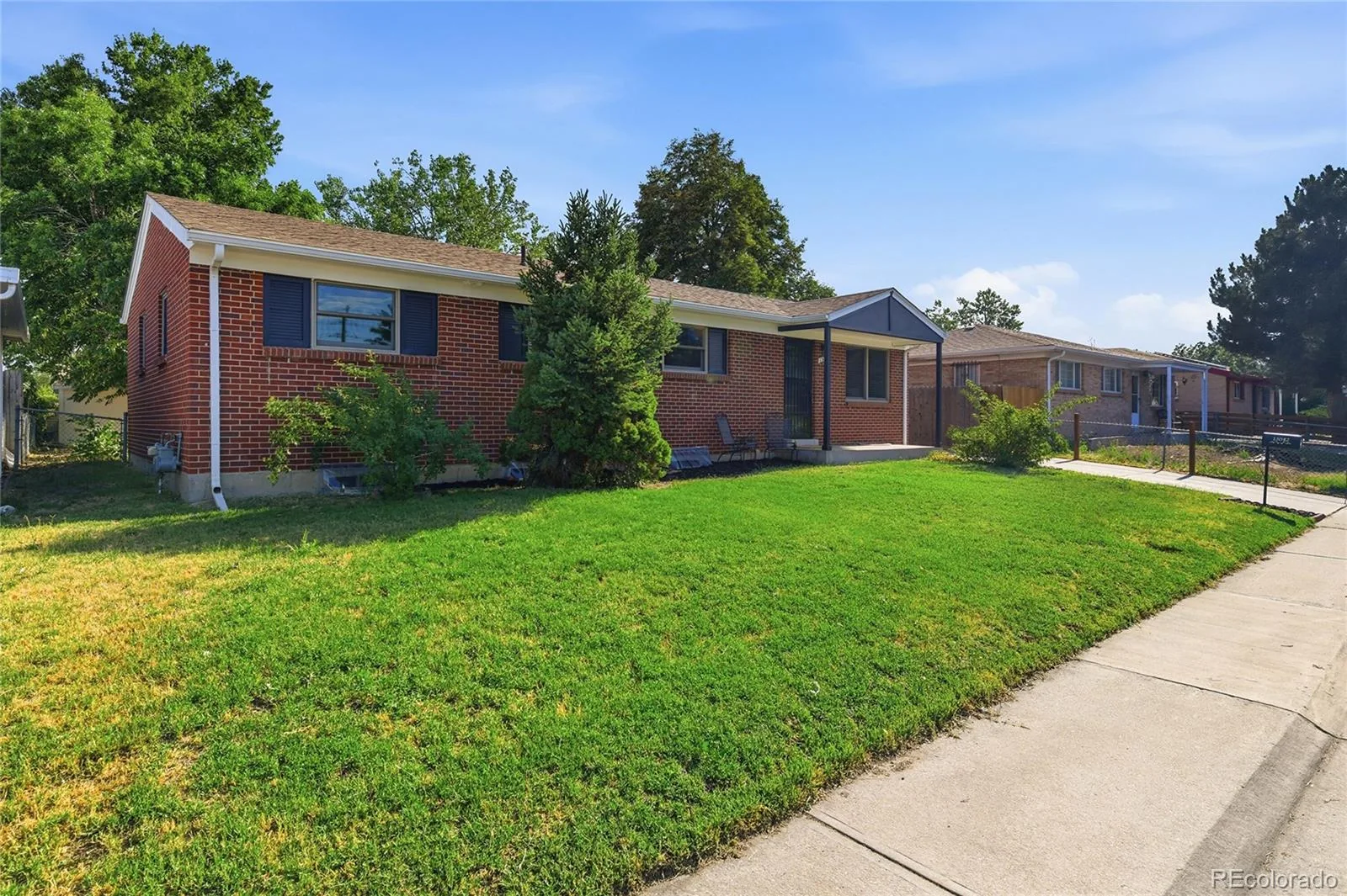 13082 Randolph Place Denver CO 80239 | MLS #REC3443190 07312026221101 1600 1
