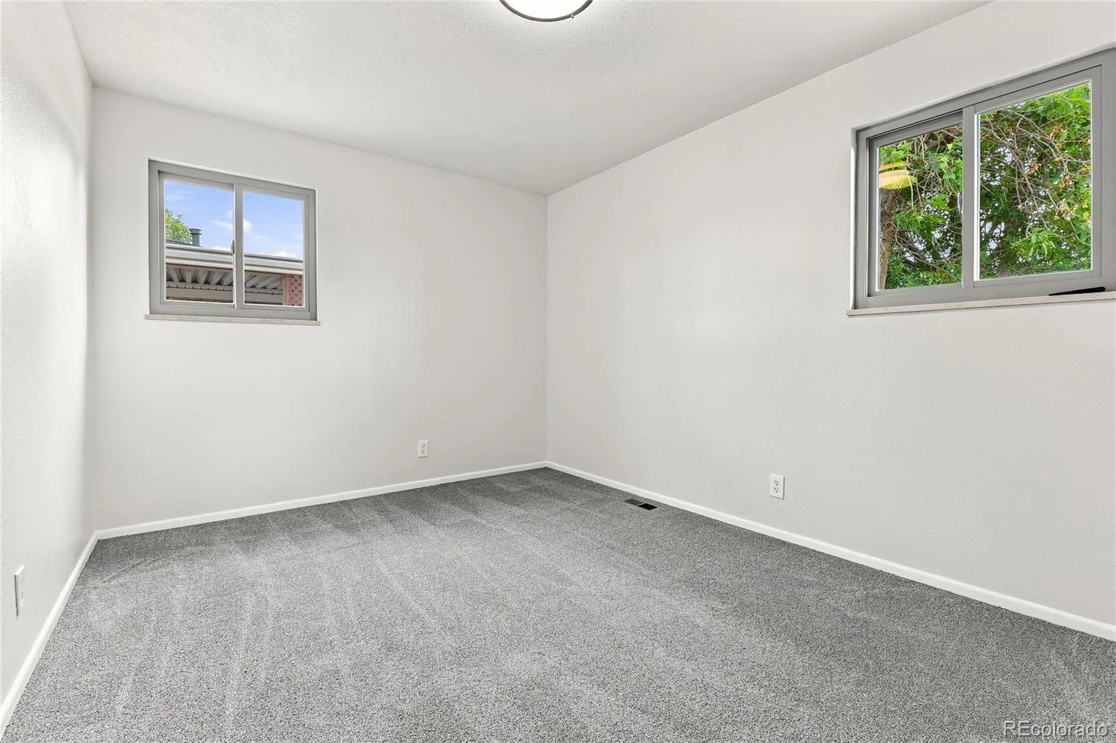 13082 Randolph Place Denver CO 80239 | MLS #REC3443190 07312026221101 1600 22