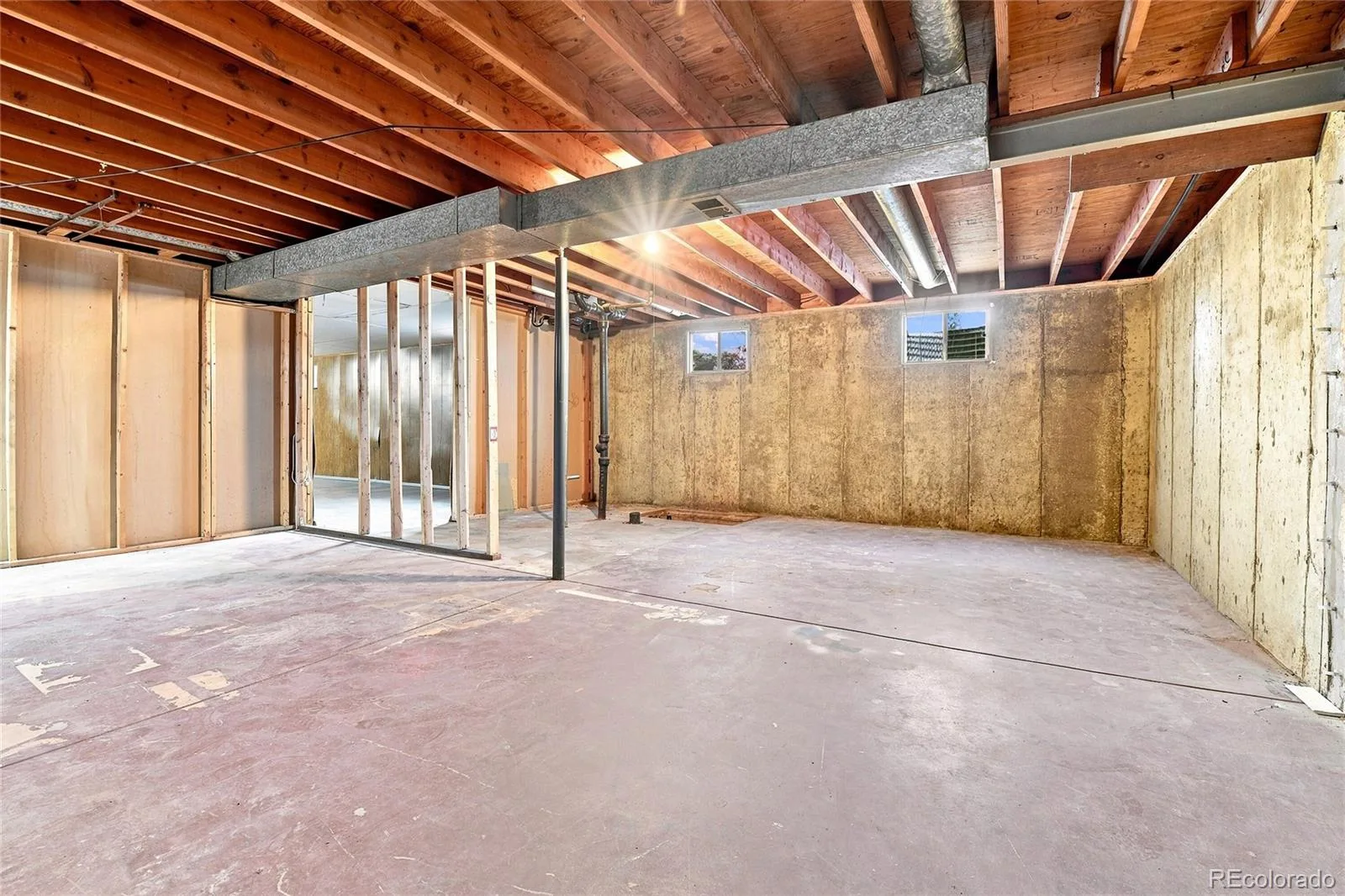 13082 Randolph Place Denver CO 80239 | MLS #REC3443190 07312026221101 1600 28