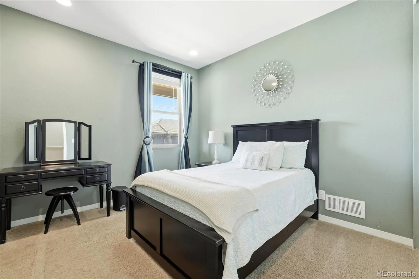 11584 Hannibal Street Commerce City CO 80022 | MLS #REC3444611 07022026173131 1600 19