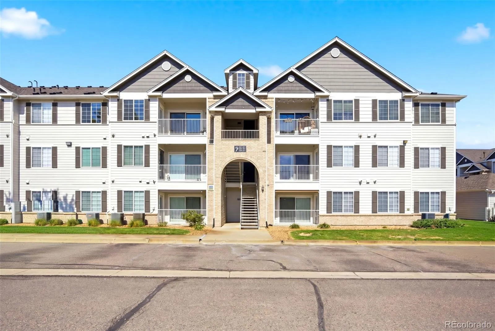 15700 E Jamison Drive #305 #7 Englewood CO 80112 MLS #REC3445356 05132026205328 1600 28