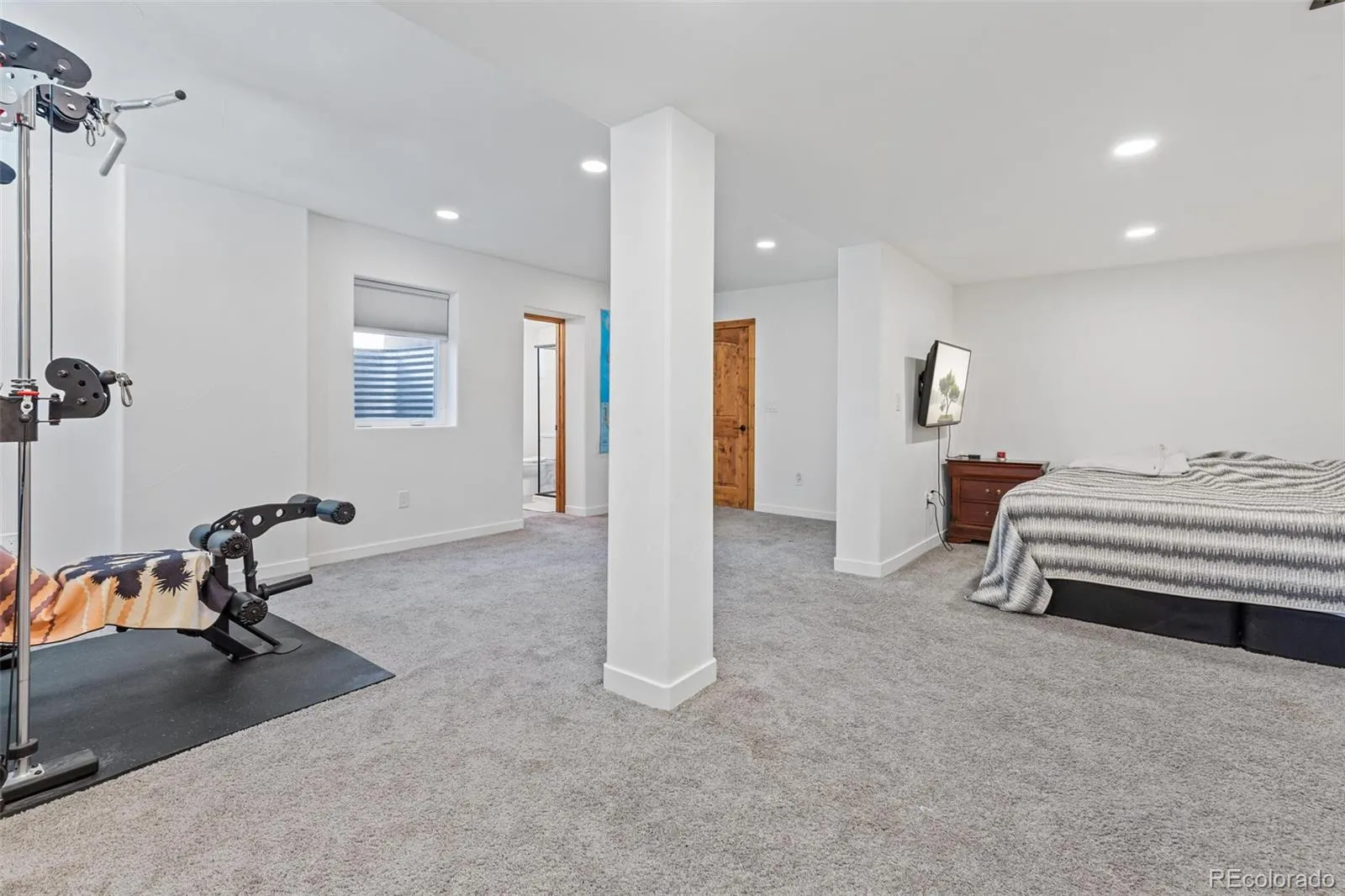 905 Welch Street Golden CO 80401 MLS #REC3445809 04272026225506 1600 25