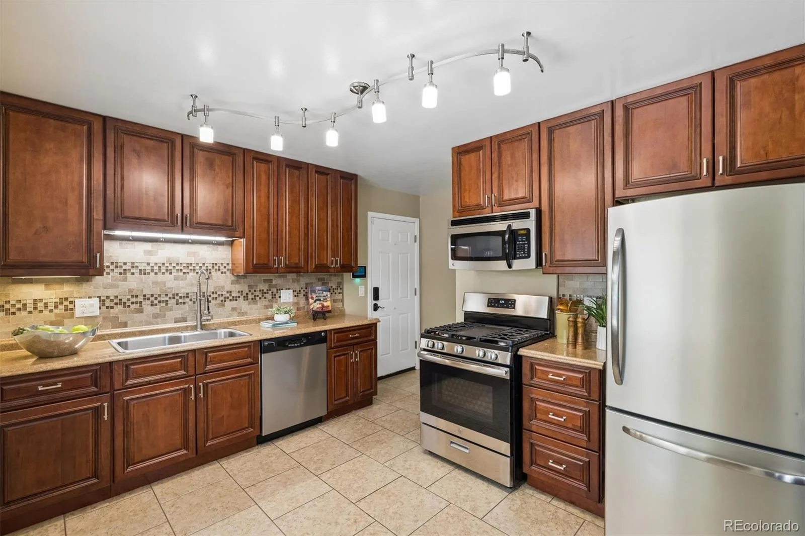2811 S Yates Street Denver CO 80236 | MLS #REC3445856 07242026155546 1600 9