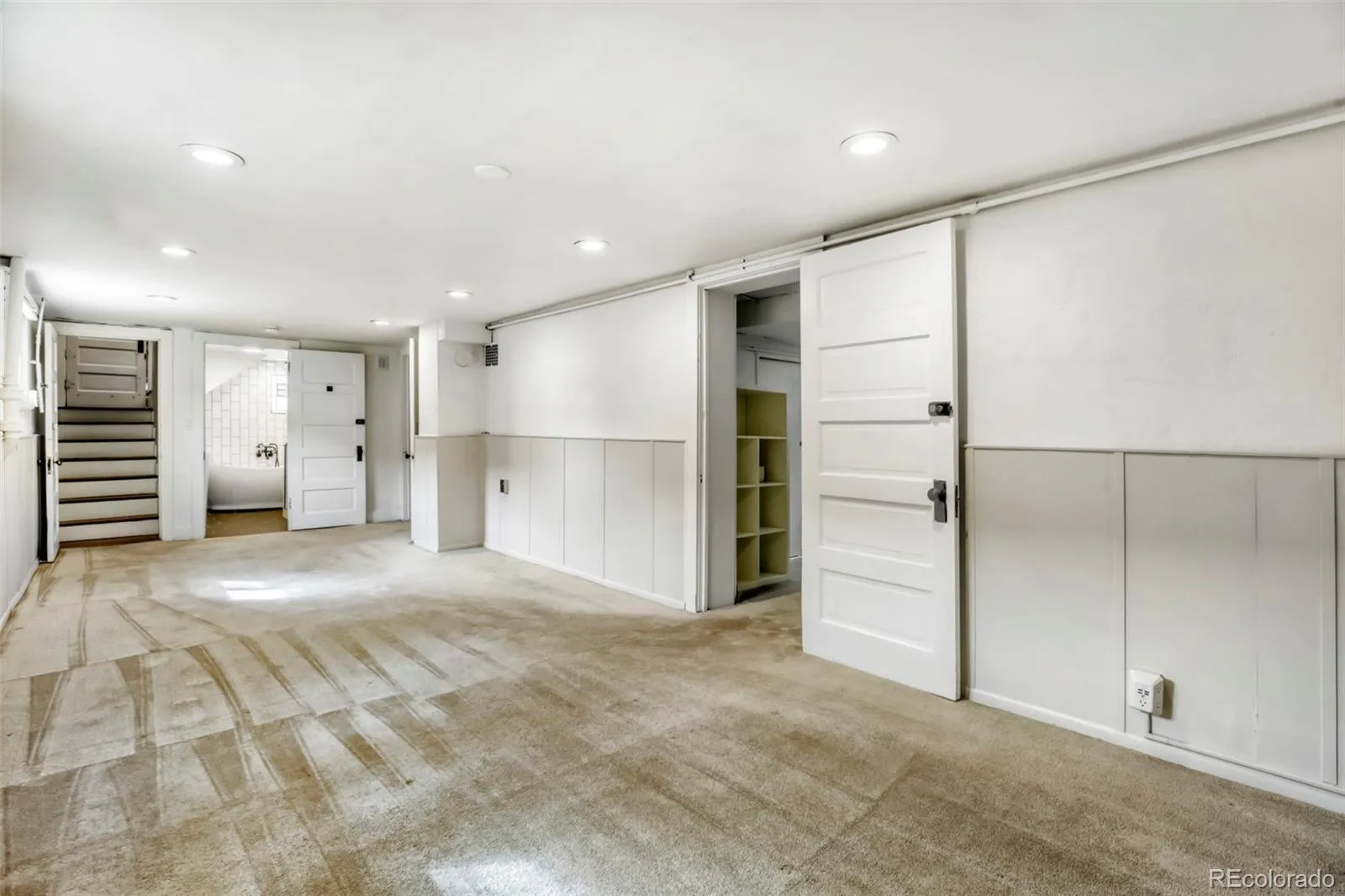 04152026193900 1600 17