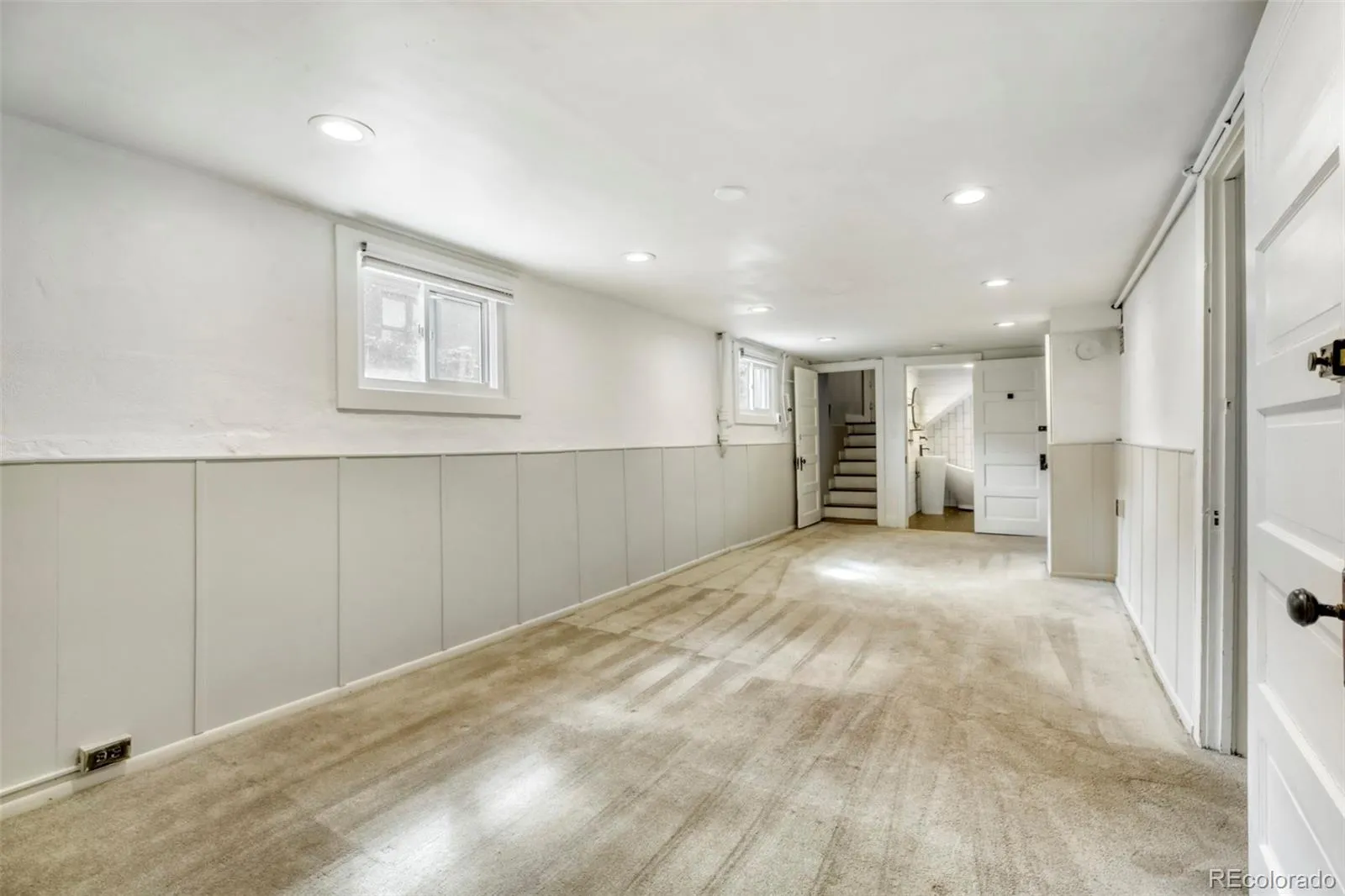 04152026193900 1600 18