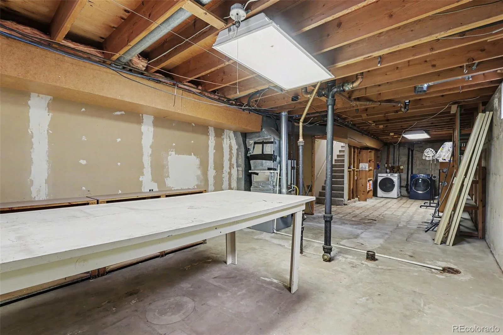 933 Nelson Street Lakewood CO 80215 | MLS #REC3449415 07152026072717 1600 25