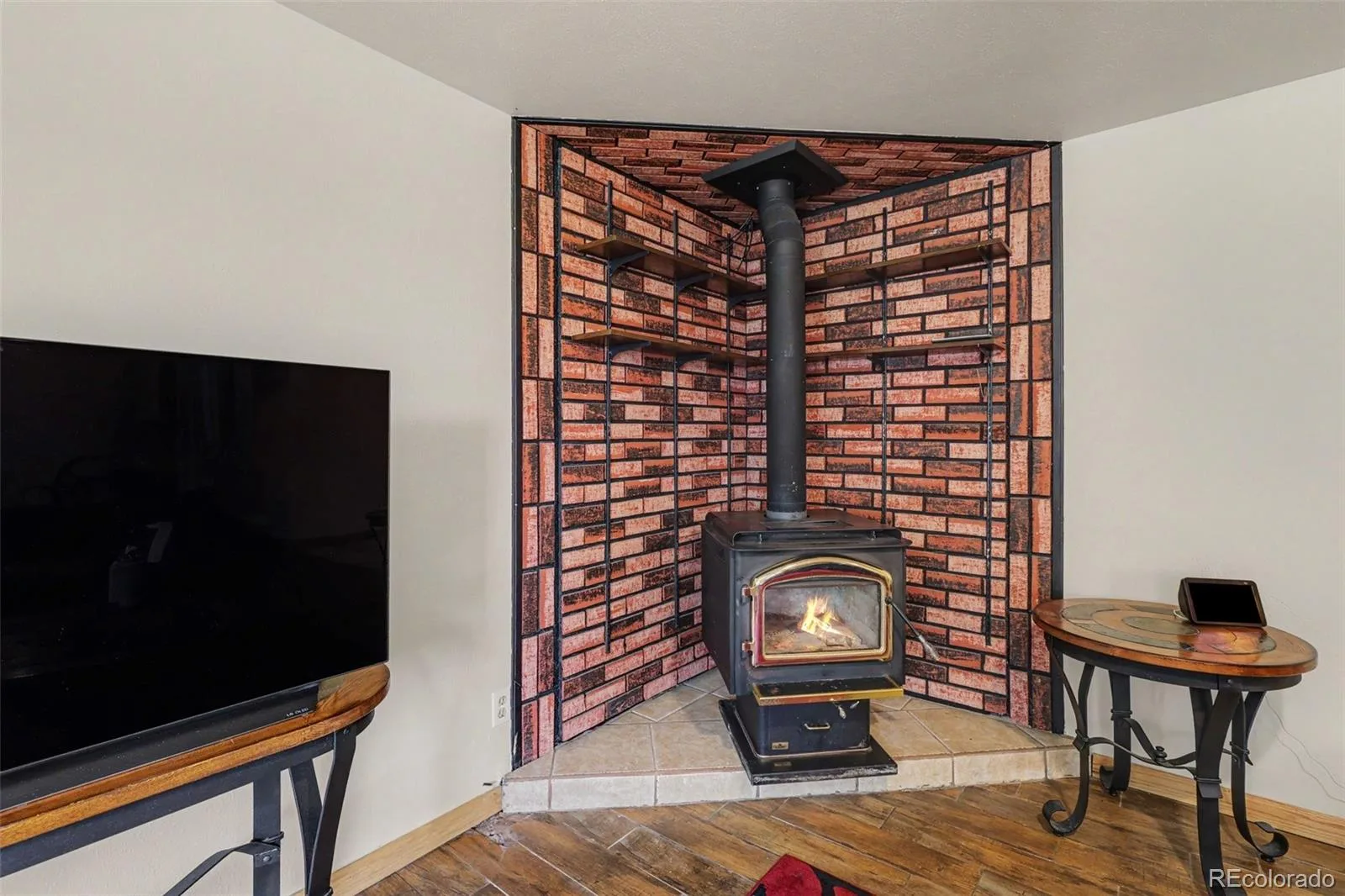 933 Nelson Street Lakewood CO 80215 | MLS #REC3449415 07152026072717 1600 6