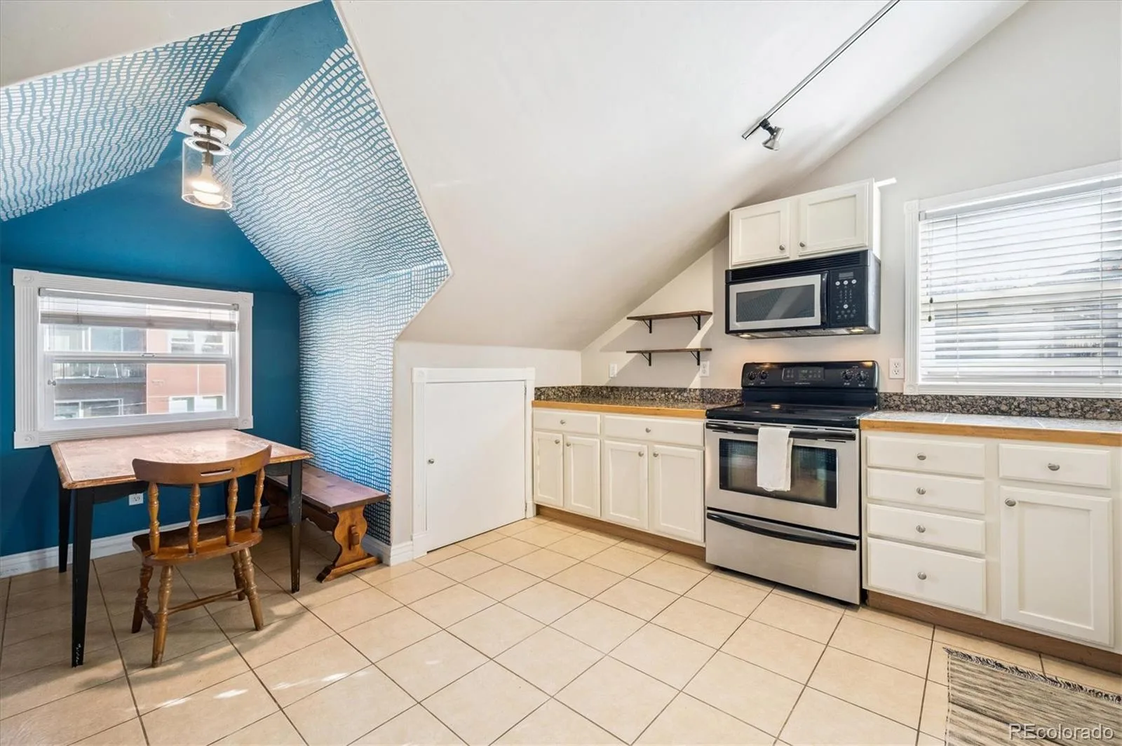 1750 Gaylord Street #A Denver CO 80206 | MLS #REC3451574 09232026082027 1600 10