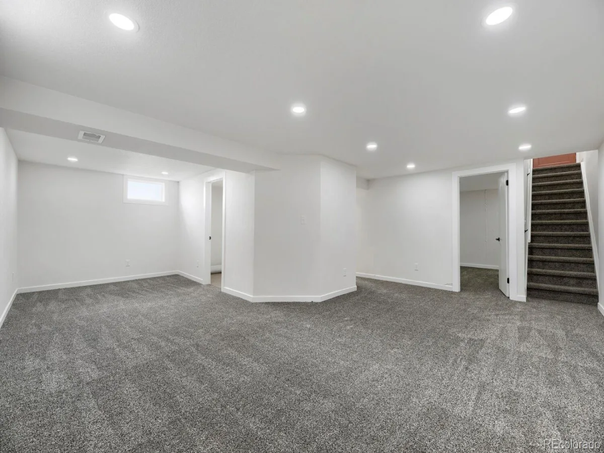 900 S Yarrow Street Lakewood CO 80226 | MLS #REC3451878 06152026192203 1200 15