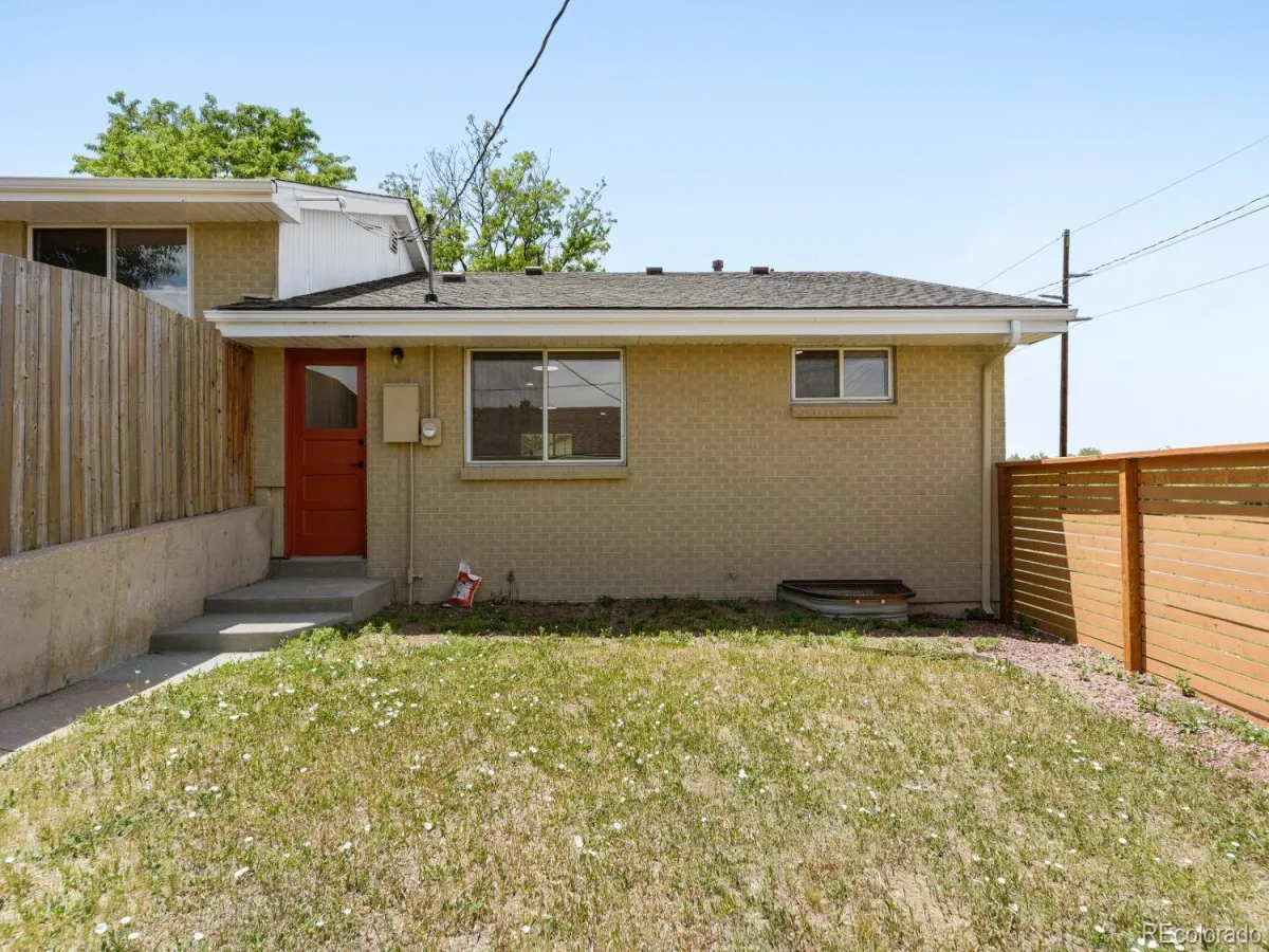 900 S Yarrow Street Lakewood CO 80226 | MLS #REC3451878 06152026192203 1200 3