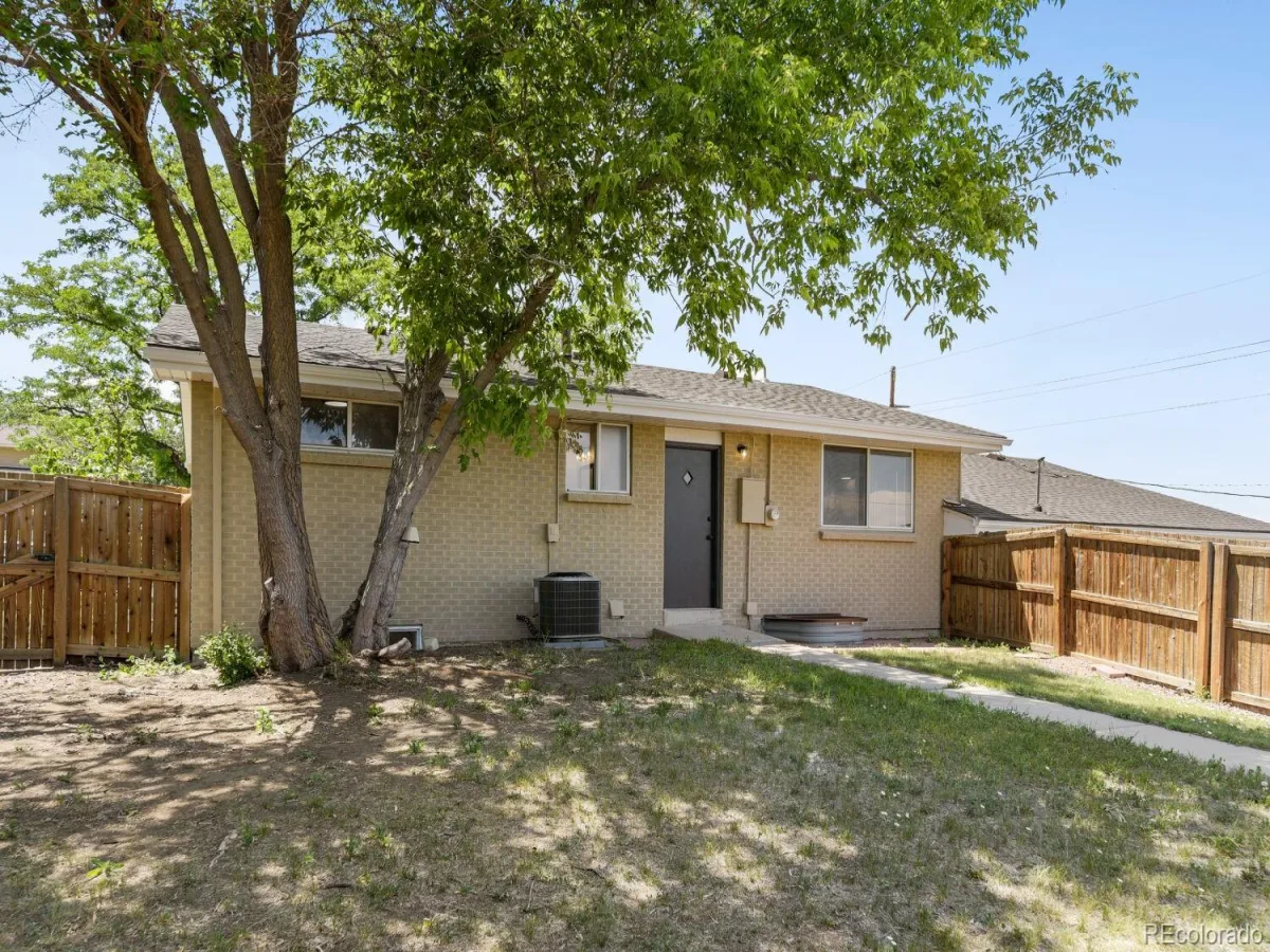 900 S Yarrow Street Lakewood CO 80226 | MLS #REC3451878 06152026192203 1200 36