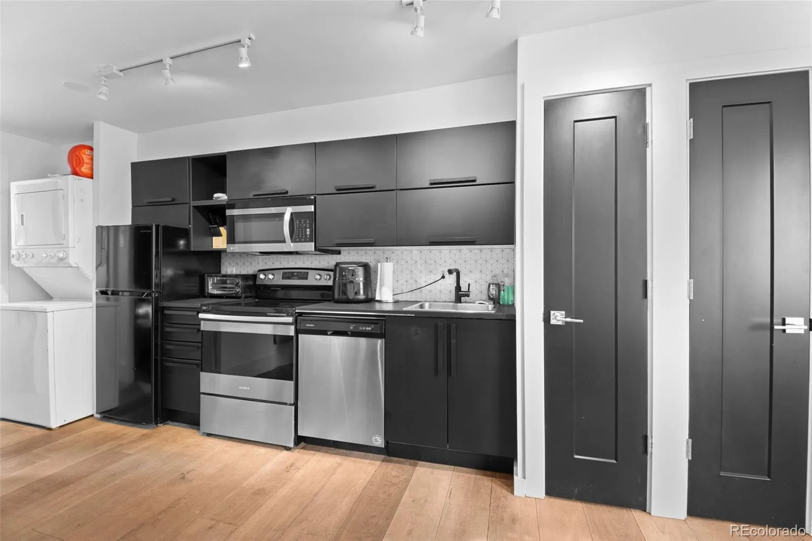 1140 N Downing Street #305 Denver CO 80218 | MLS #REC3454305 08212026153048 1600 12