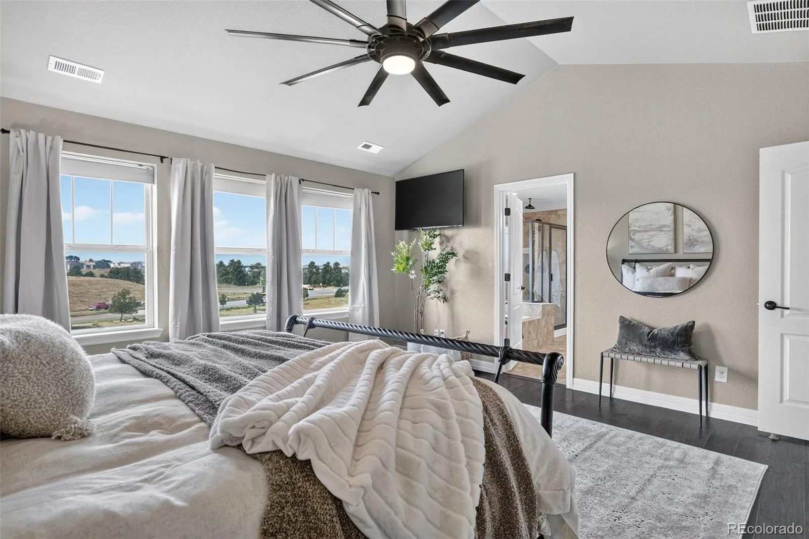 8247 S Country Club Parkway Aurora CO 80016 | MLS #REC3454657 08142026023356 1600 13