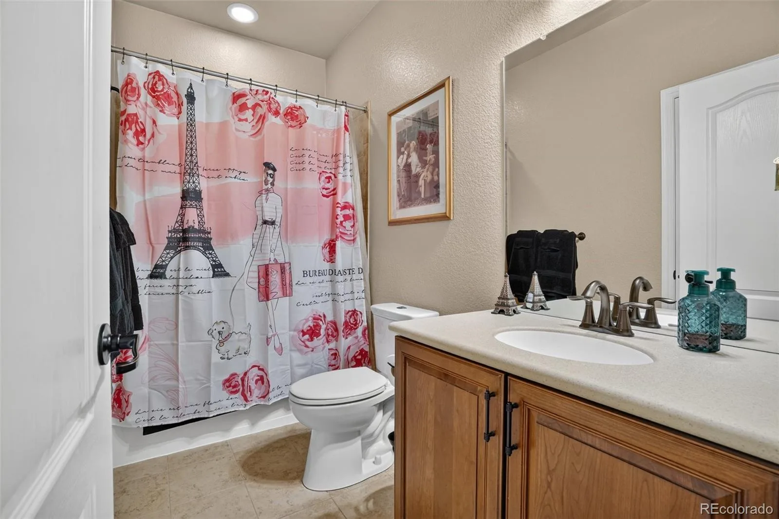 8247 S Country Club Parkway Aurora CO 80016 | MLS #REC3454657 08142026023356 1600 17