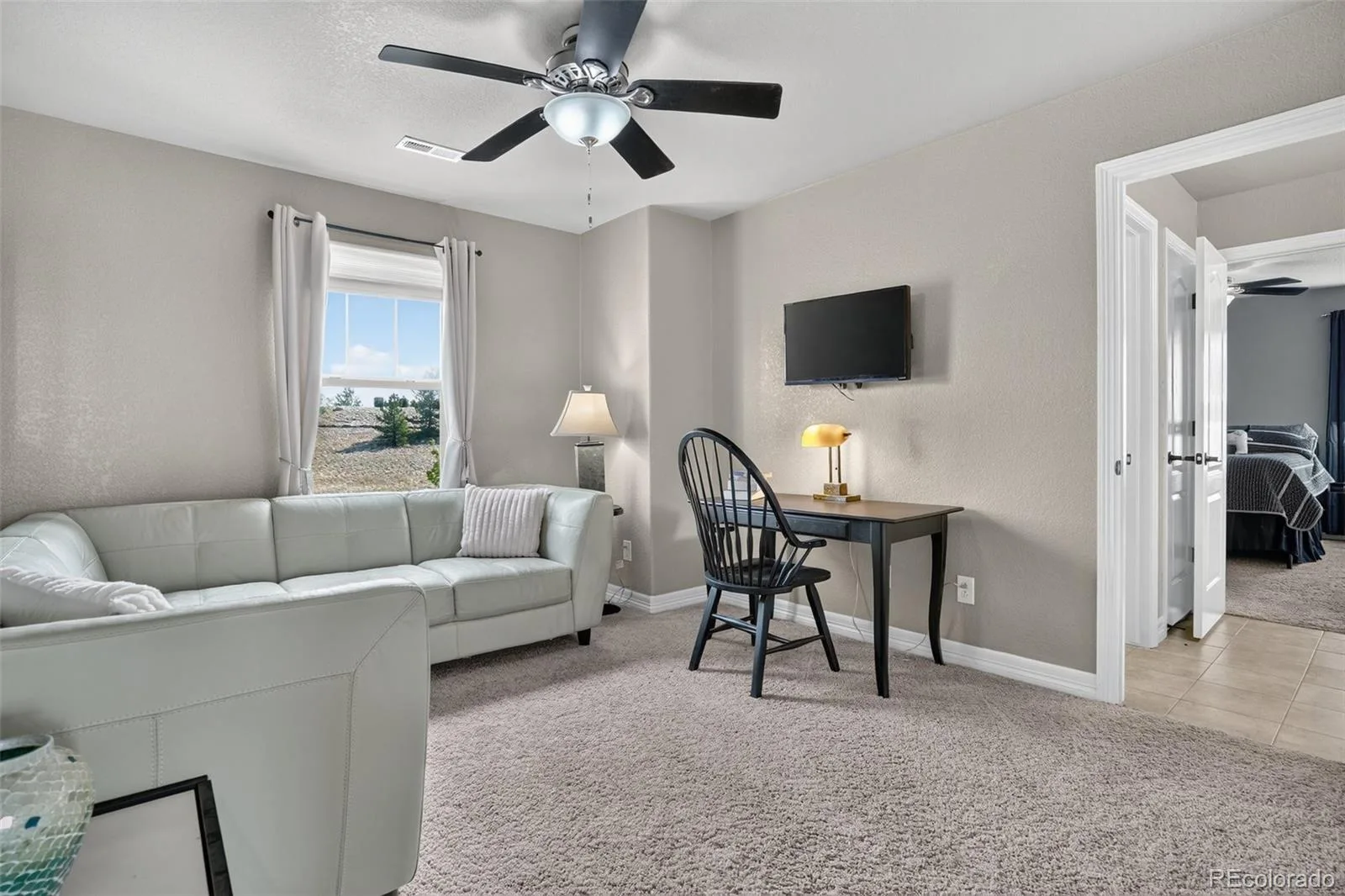 8247 S Country Club Parkway Aurora CO 80016 | MLS #REC3454657 08142026023356 1600 23