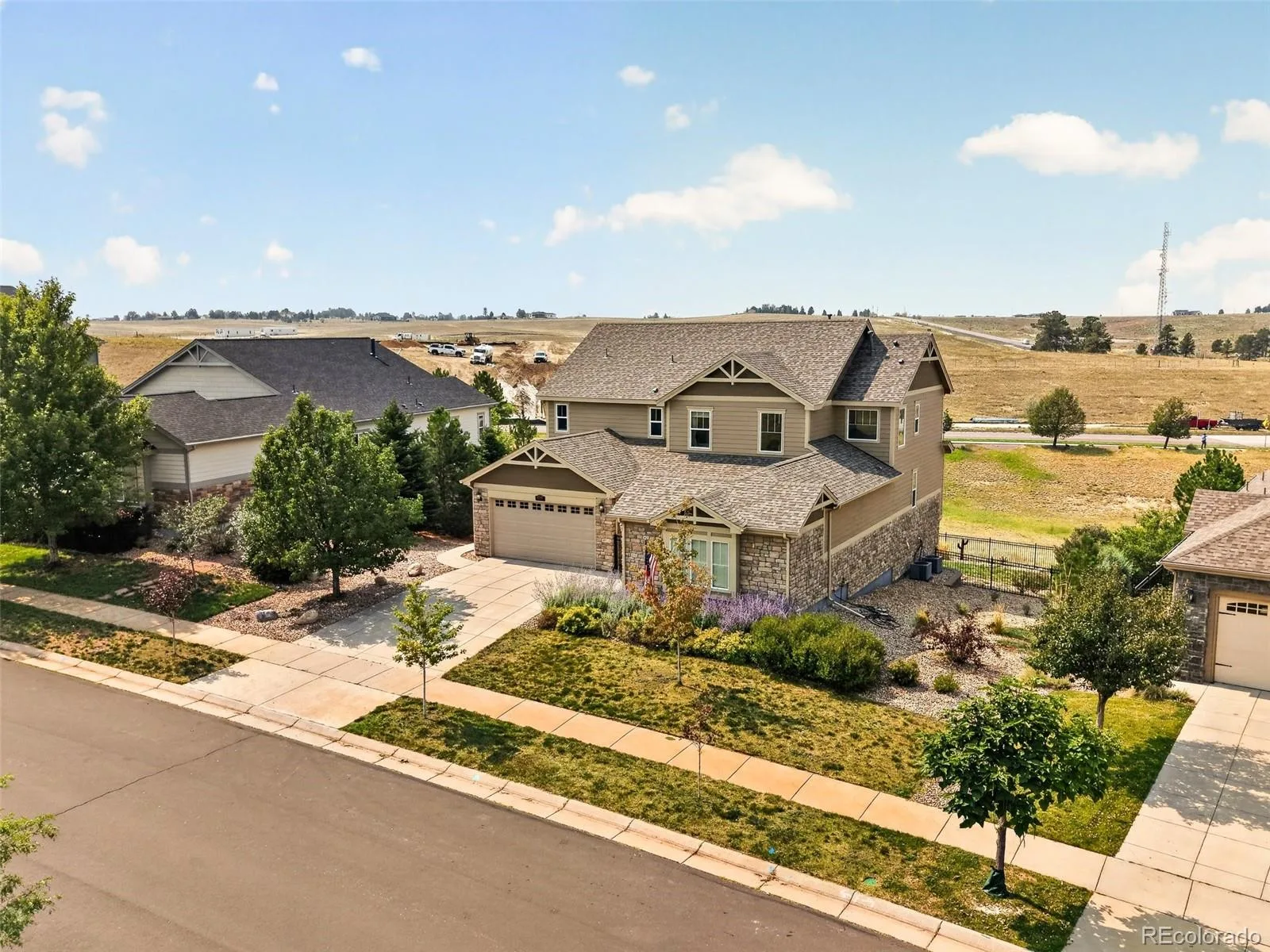 8247 S Country Club Parkway Aurora CO 80016 | MLS #REC3454657 08142026023356 1600 37