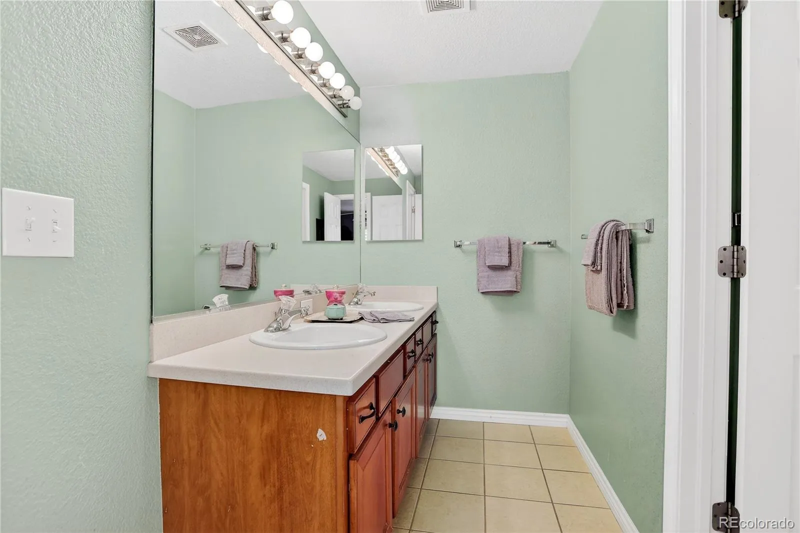 919 Taylor Lane Erie CO 80516 MLS #REC3456574 05232026093446 1600 30