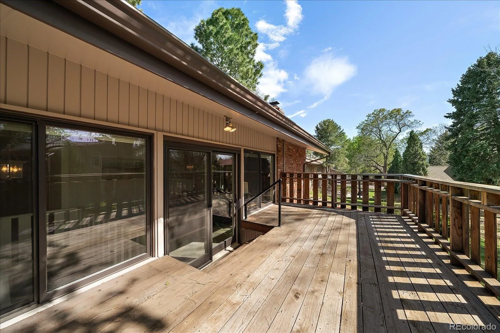 6477 S Hill Street Littleton CO 80120 MLS #REC3458465 04222026230615 1600 21