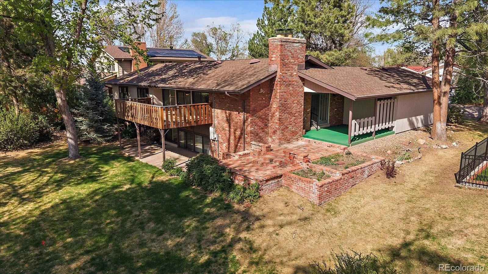 6477 S Hill Street Littleton CO 80120 MLS #REC3458465 04222026230615 1600 32