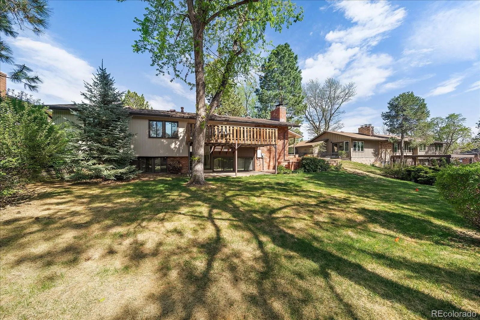 6477 S Hill Street Littleton CO 80120 MLS #REC3458465 04222026230615 1600 36