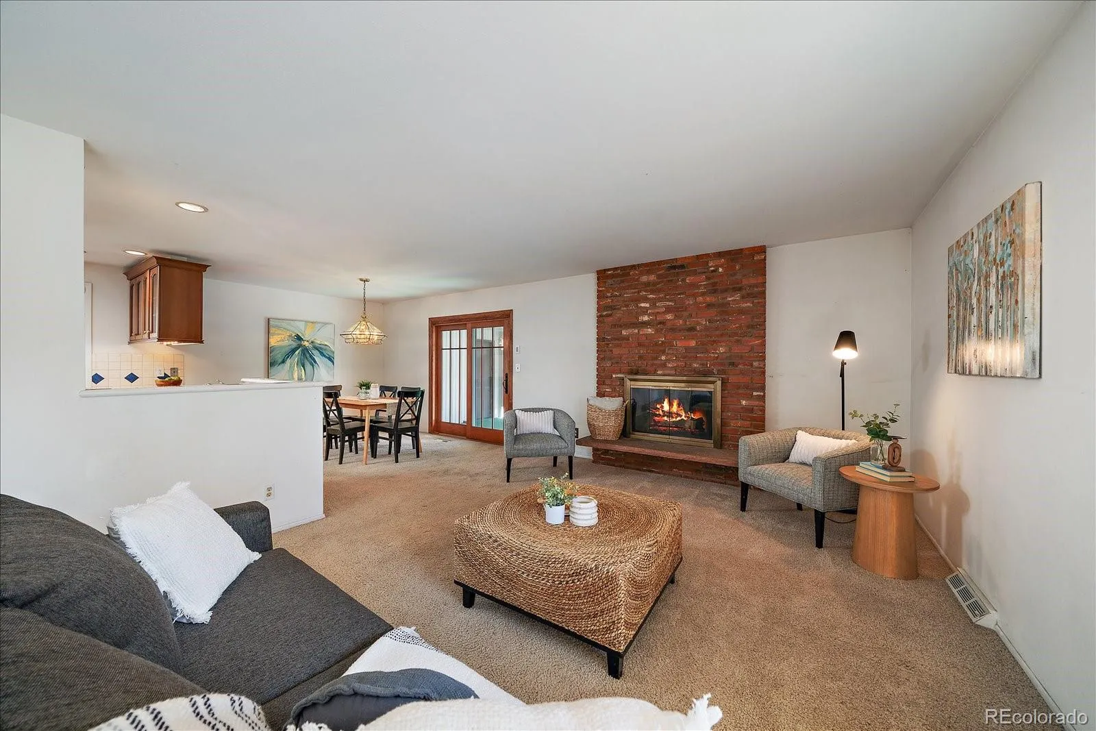 6477 S Hill Street Littleton CO 80120 MLS #REC3458465 04222026230615 1600 5