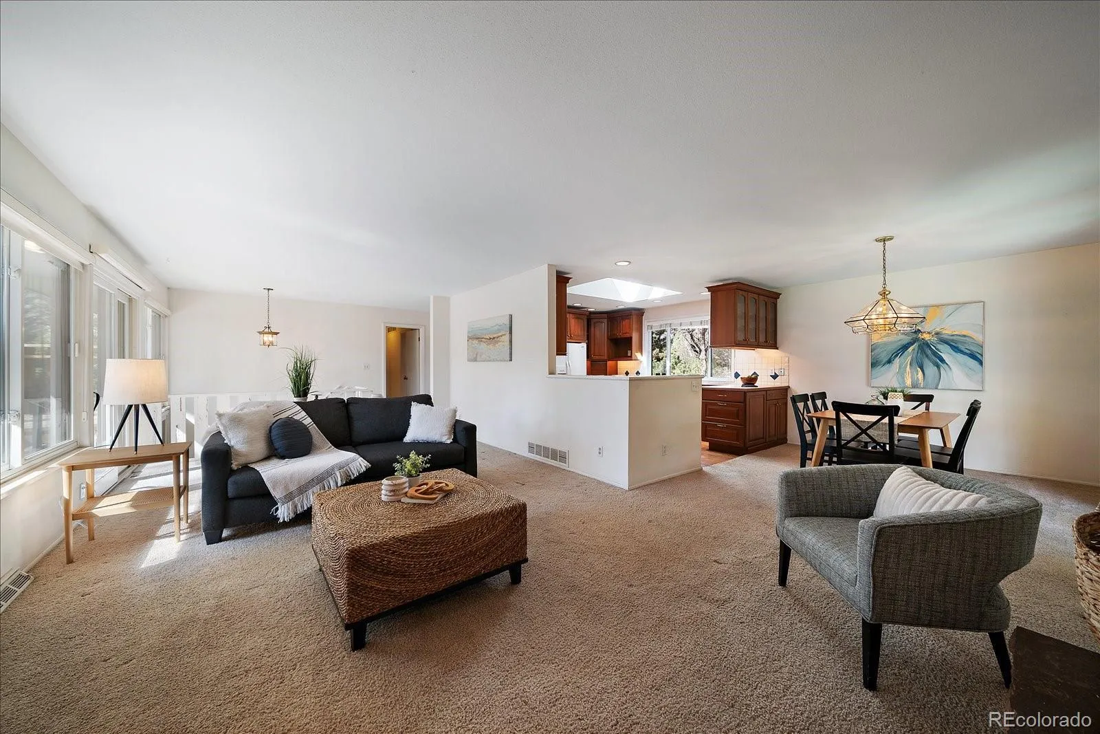 6477 S Hill Street Littleton CO 80120 MLS #REC3458465 04222026230615 1600 6