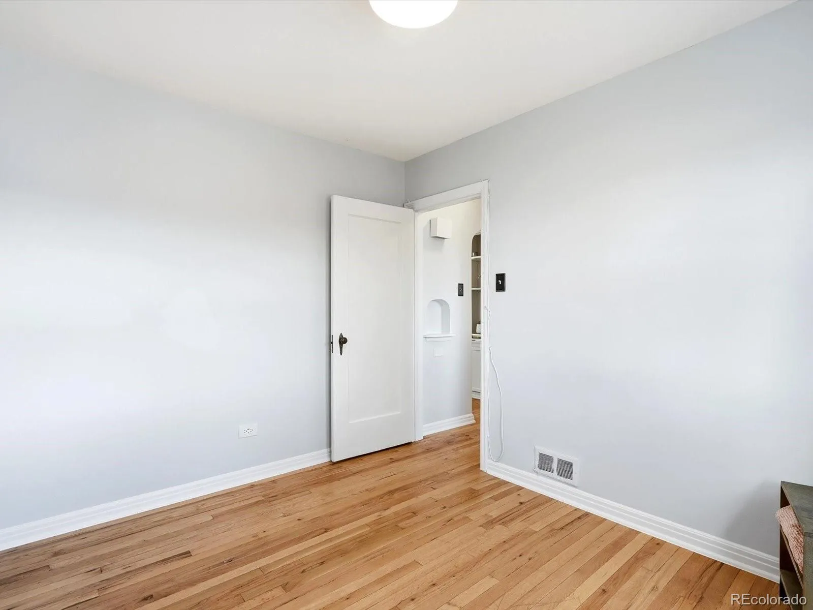 04102026195304 1600 19