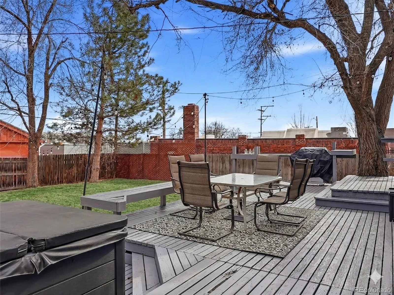 04102026195304 1600 30