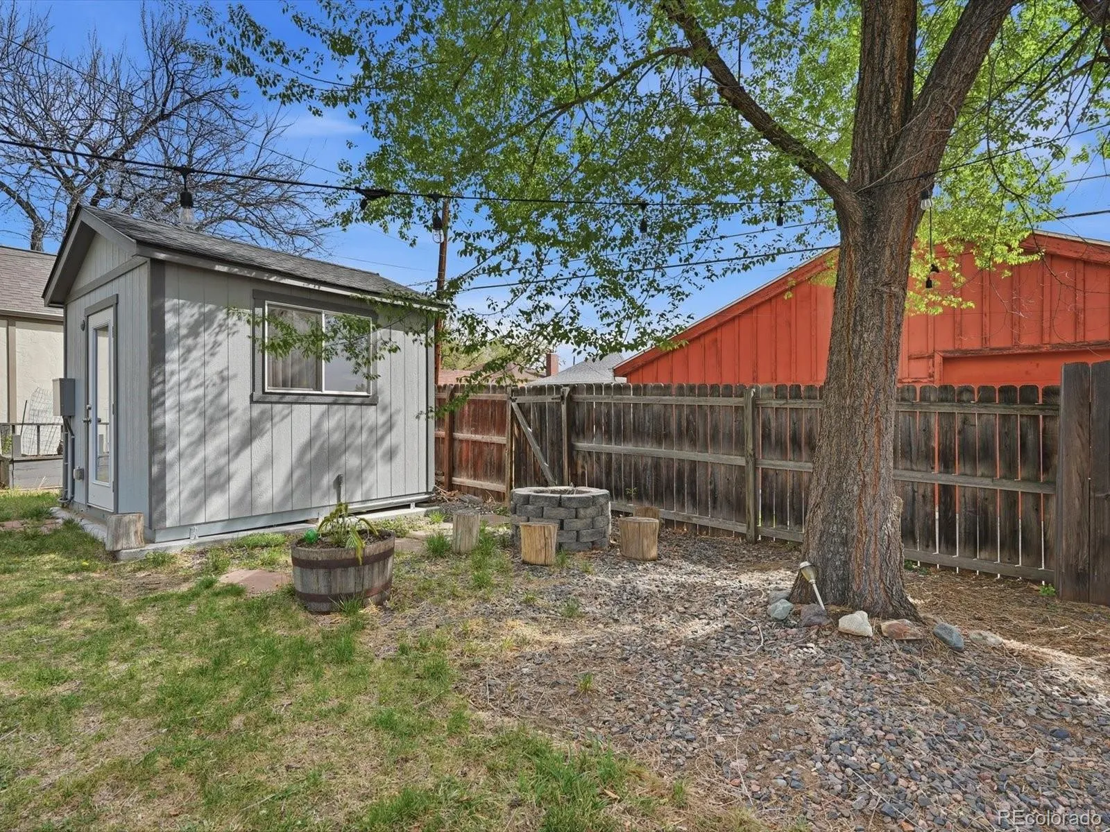 04102026195304 1600 33