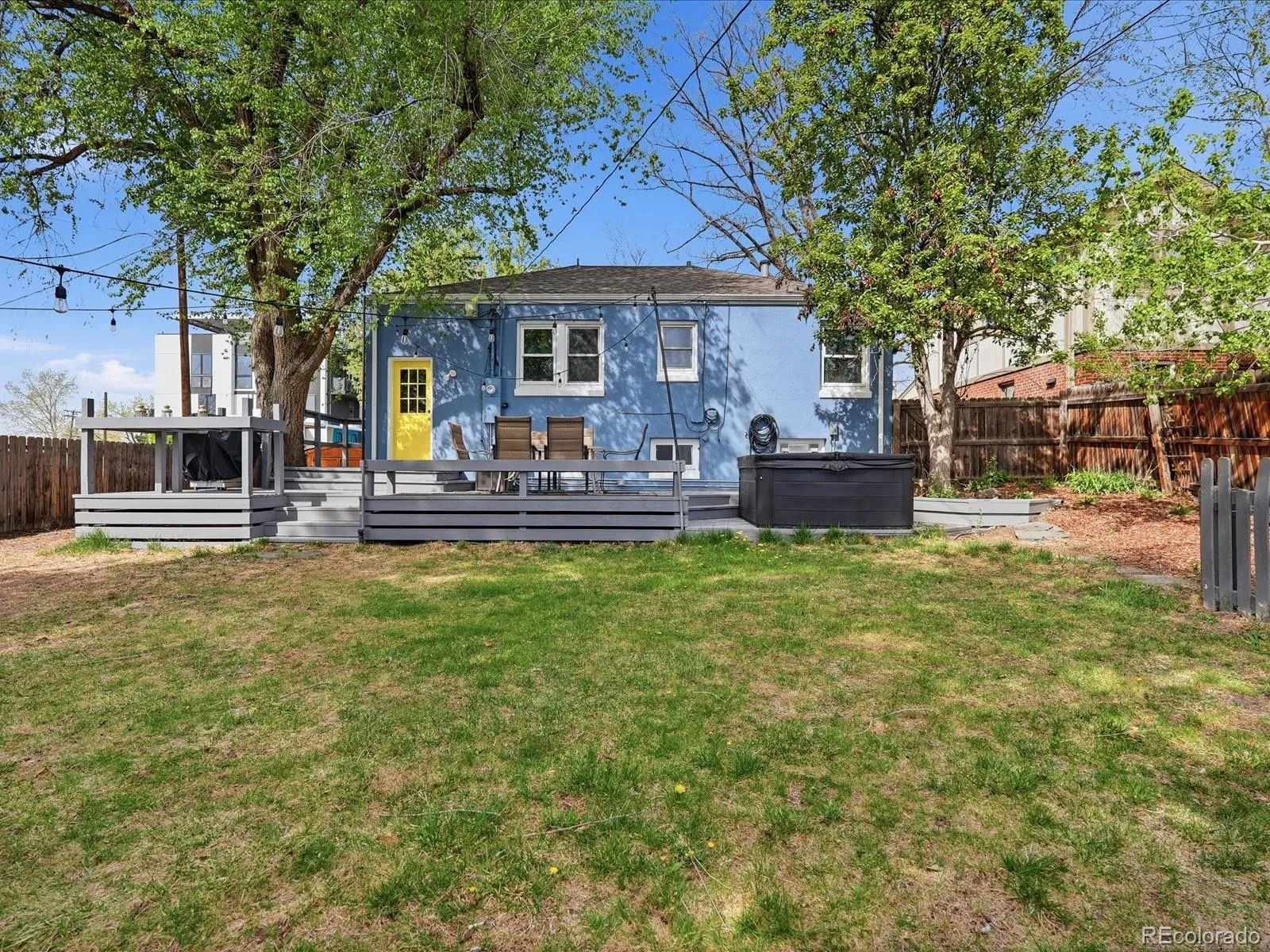 04102026195304 1600 34