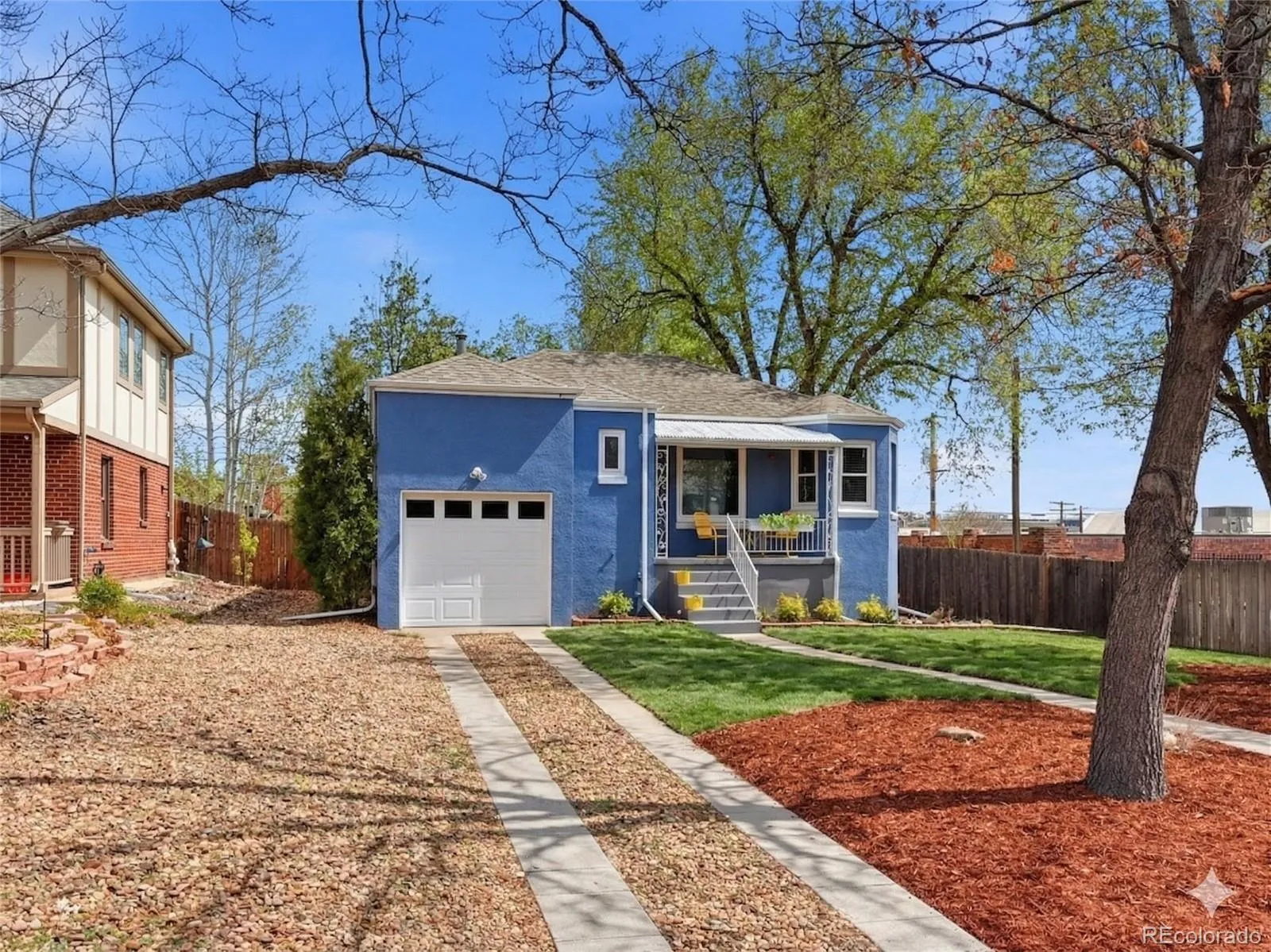 04102026195304 1600 40