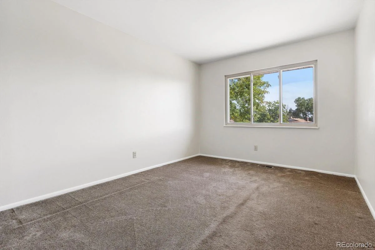 1967 S Deframe Street Lakewood CO 80228 | MLS #REC3459224 10102026000219 1200 37
