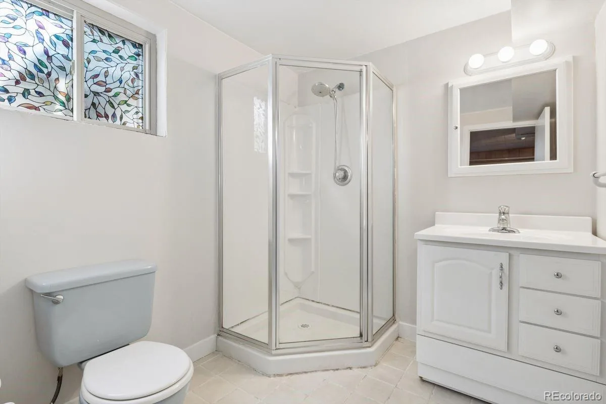 1967 S Deframe Street Lakewood CO 80228 | MLS #REC3459224 10102026000219 1200 41