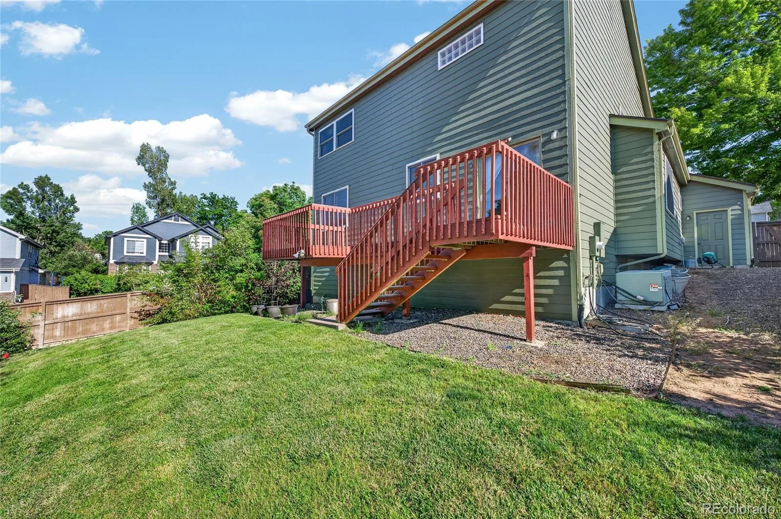 9770 Red Oakes Drive Littleton CO 80126 | MLS #REC3459390 08272026202547 1600 21