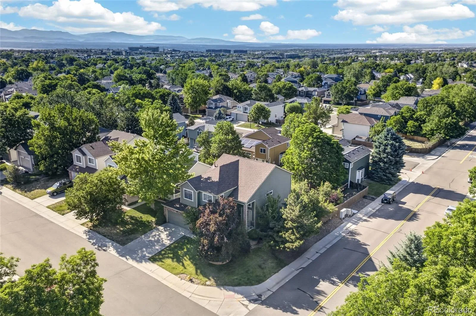 9770 Red Oakes Drive Littleton CO 80126 | MLS #REC3459390 08272026202547 1600 23