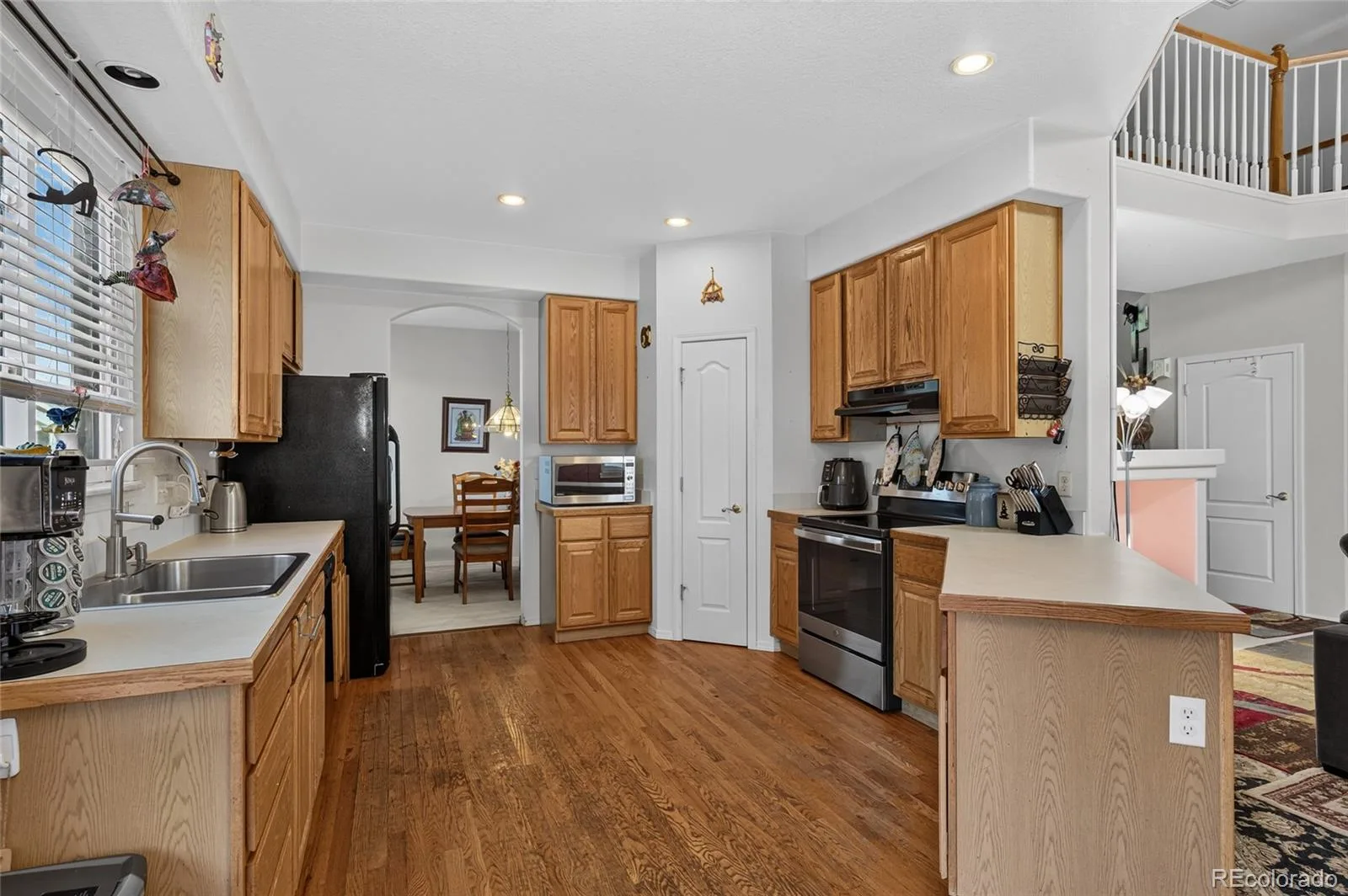 9770 Red Oakes Drive Littleton CO 80126 | MLS #REC3459390 08272026202547 1600 7