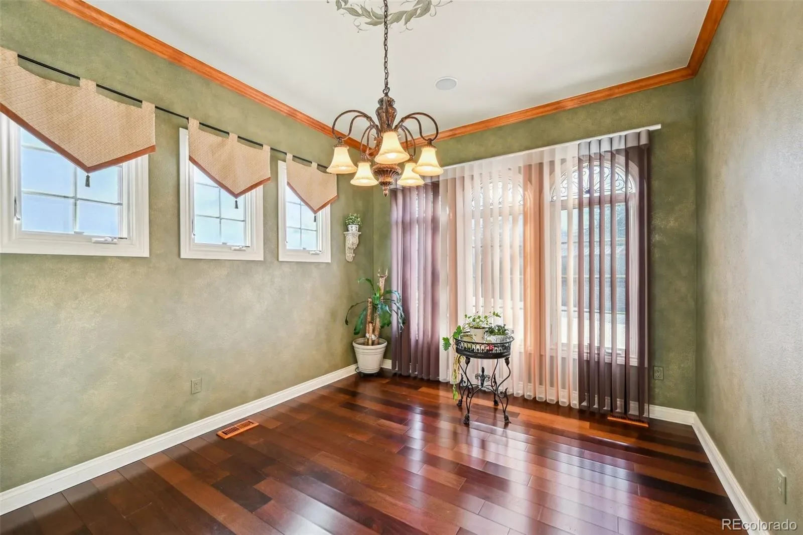 13901 E Saratoga Place Aurora CO 80015 MLS #REC3461761 03132026204725 1600 4