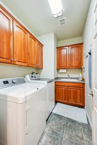 13901 E Saratoga Place Aurora CO 80015 MLS #REC3461761 03132026204725 800 19