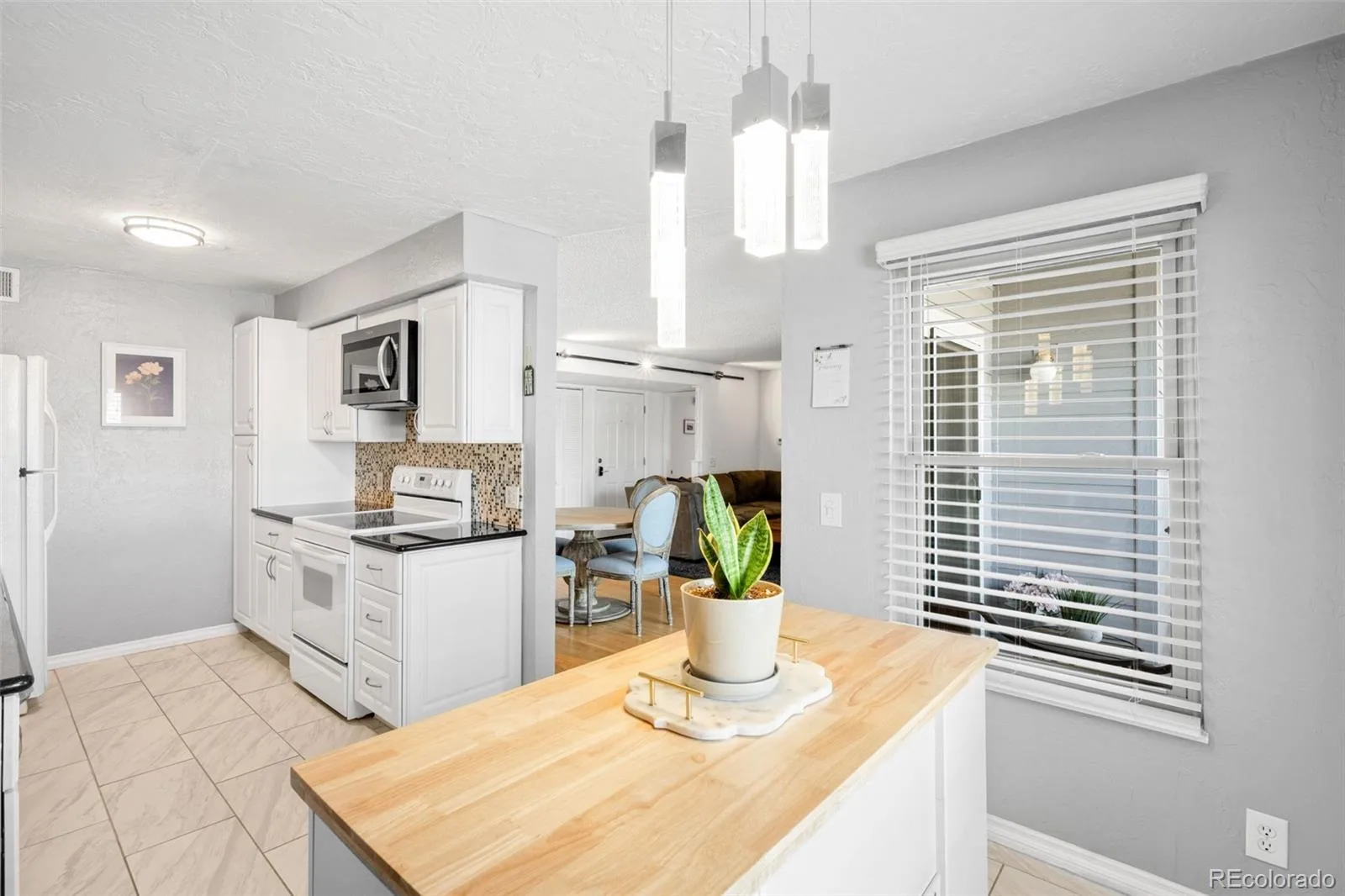 7395 E Eastman Avenue #201M Denver CO 80231 | MLS #REC3462092 08062026174950 1600 10