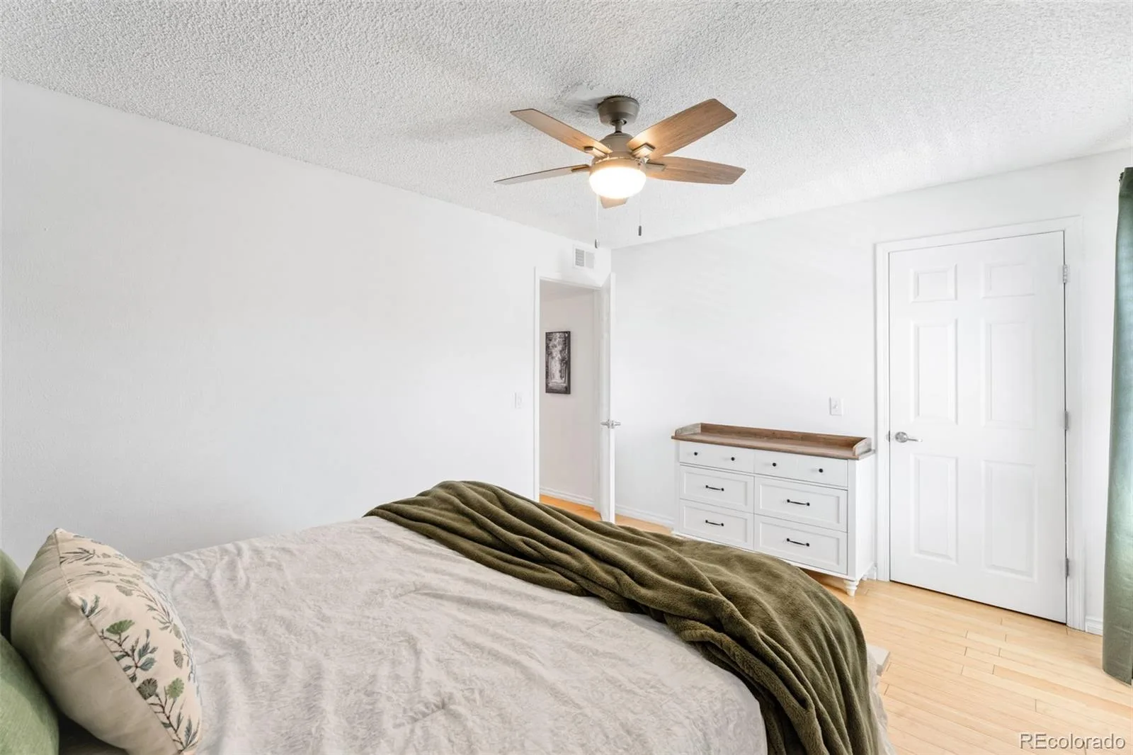 7395 E Eastman Avenue #201M Denver CO 80231 | MLS #REC3462092 08062026174950 1600 15
