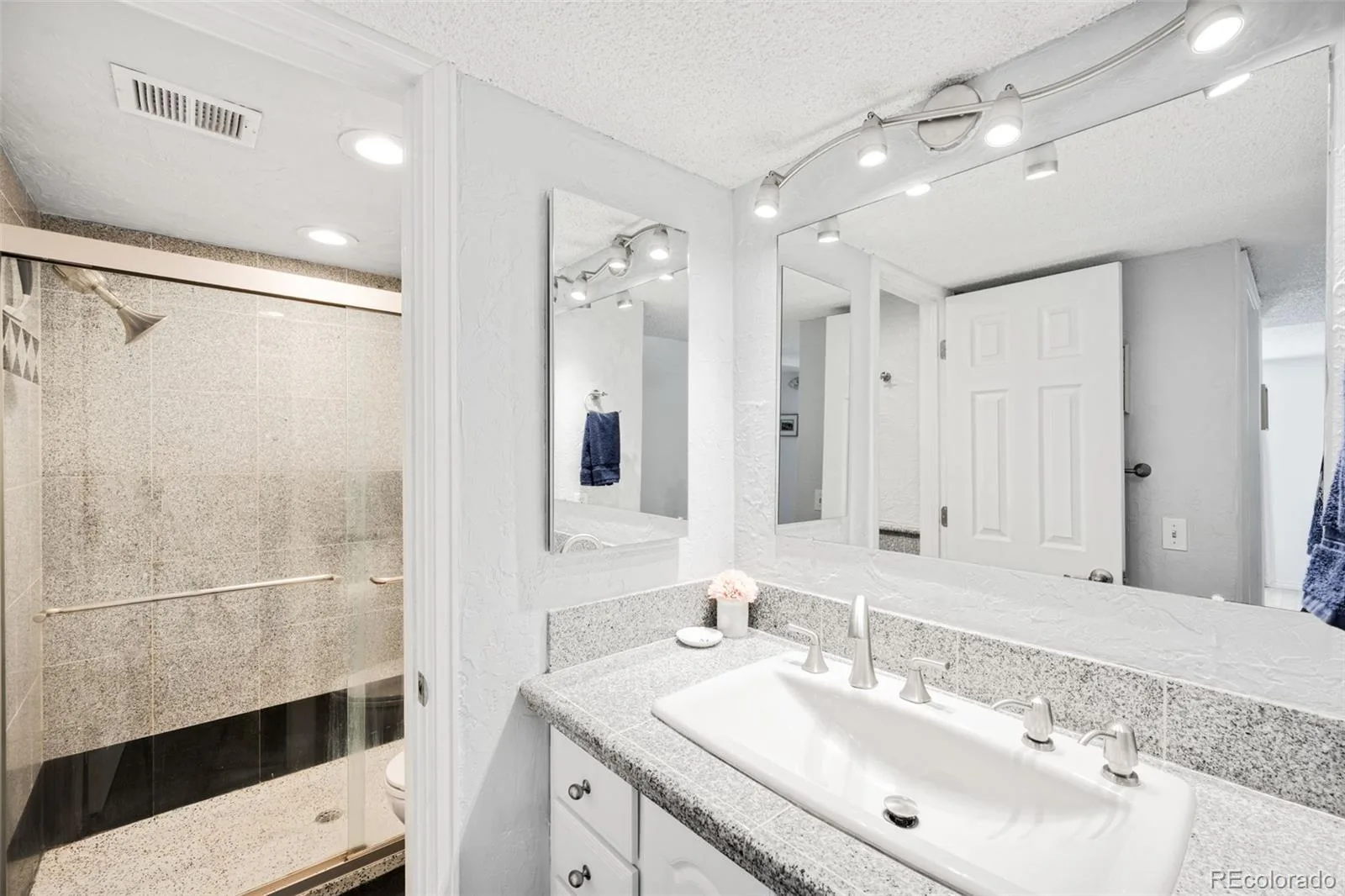 7395 E Eastman Avenue #201M Denver CO 80231 | MLS #REC3462092 08062026174950 1600 21