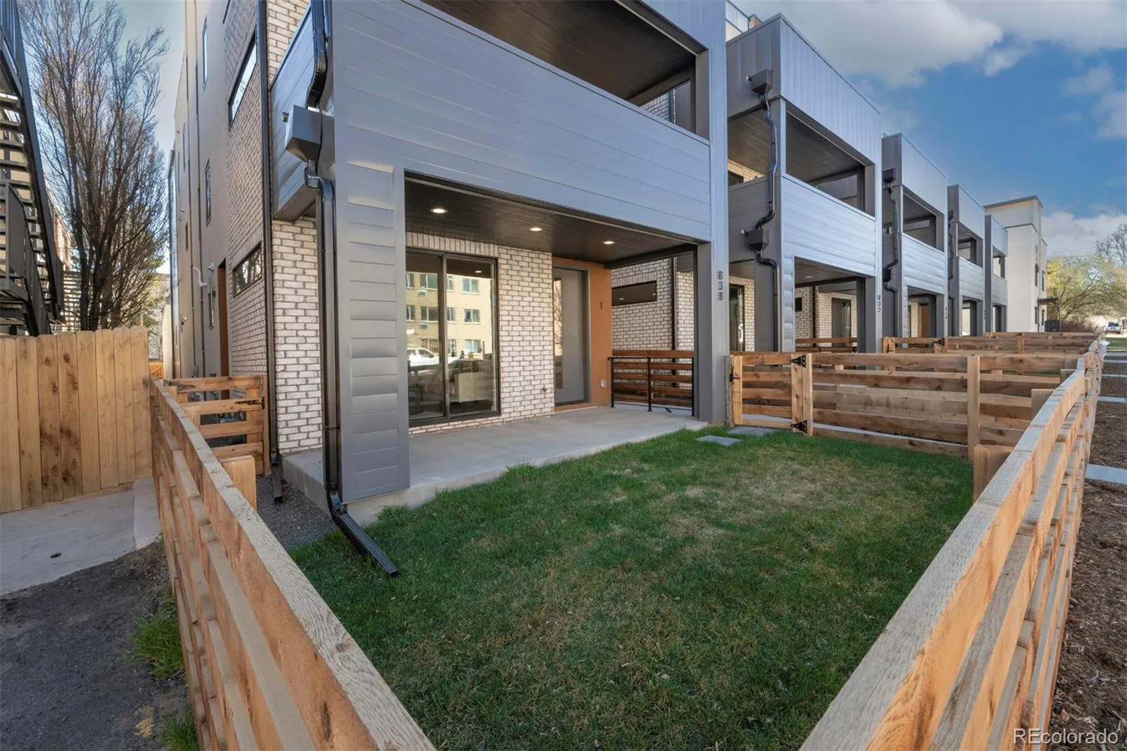 04212026223541 1600 1