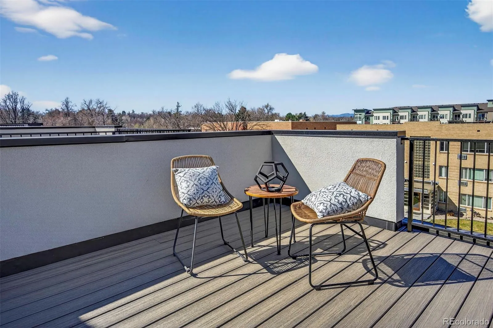 04212026223541 1600 28