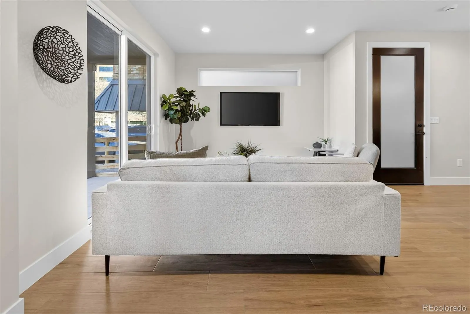 04212026223541 1600 3