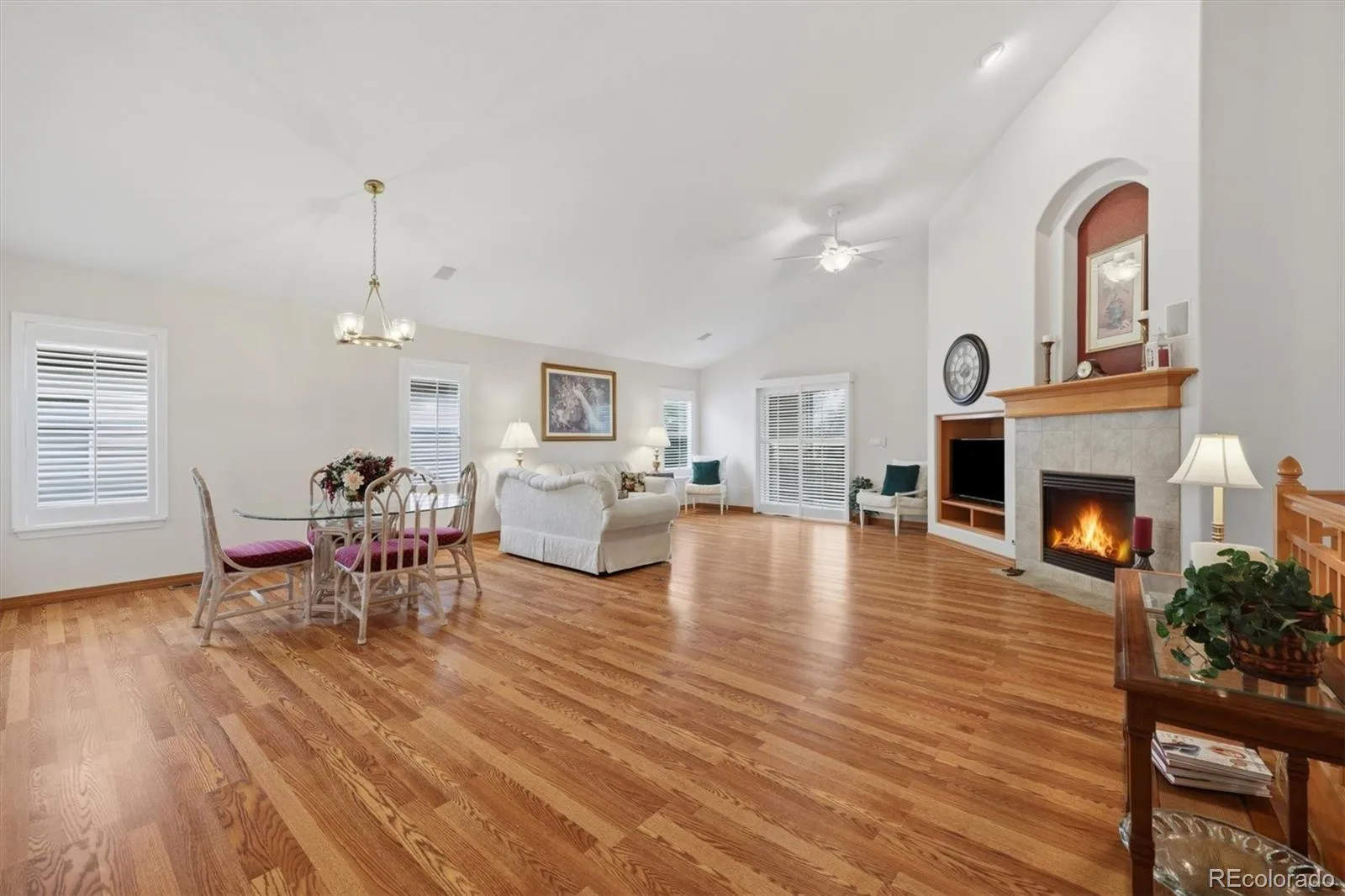 820 Fox Hollow Lane Golden CO 80401 | MLS #REC3462251 08282026125530 1600 7