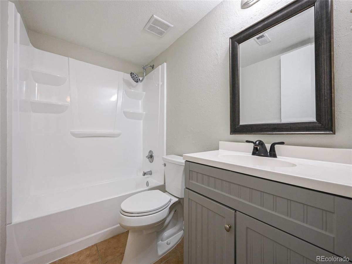 364 S Ironton Street #315 Aurora CO 80012 | MLS #REC2645810 MLS #REC2645810 image #0