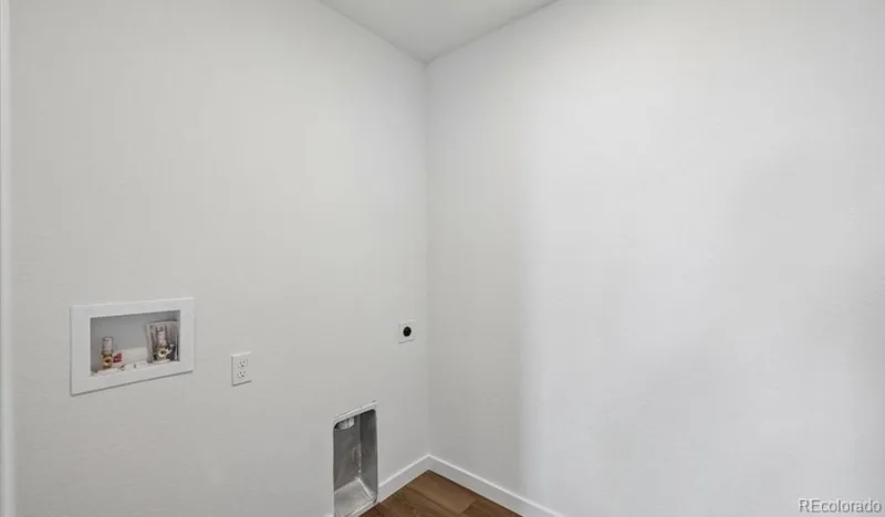 3862 N Hayleyville Street Aurora CO 80019 | MLS #REC3464276 08182026193144 800 17